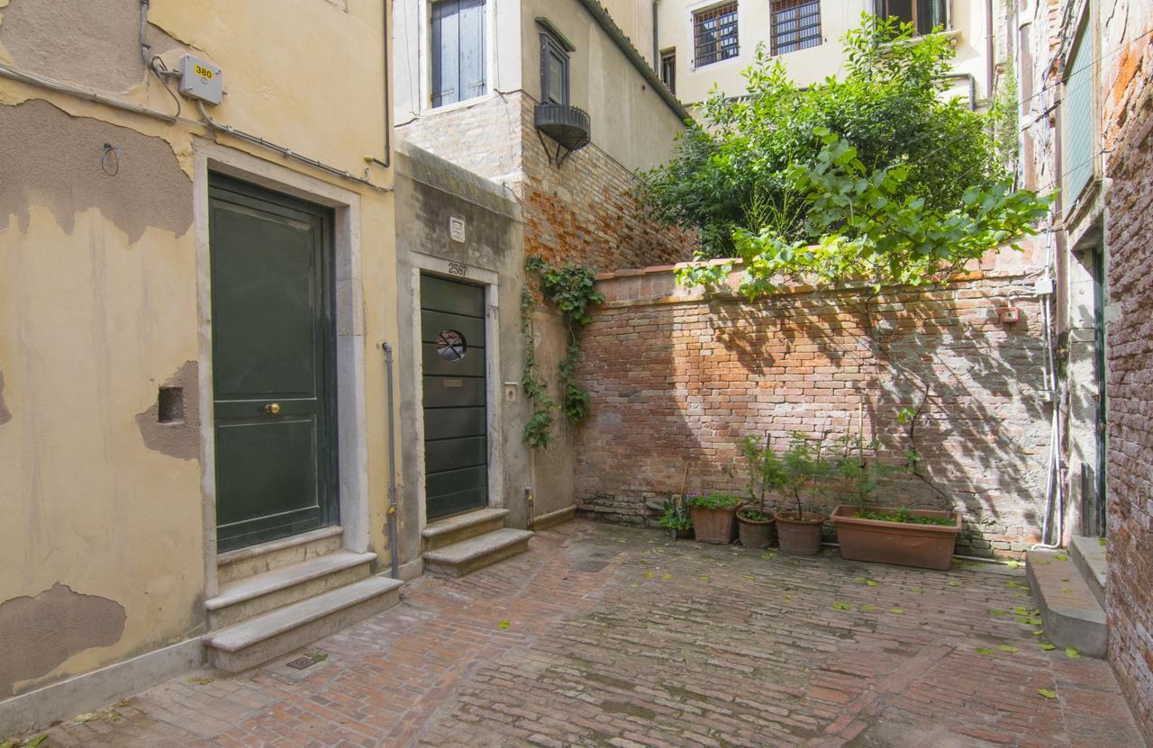Love Gentile Veneza Exterior foto